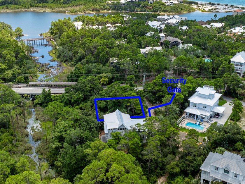 Gated, Private, one of the Jewels of Florida Emerald Coast and 1 - photo 6
