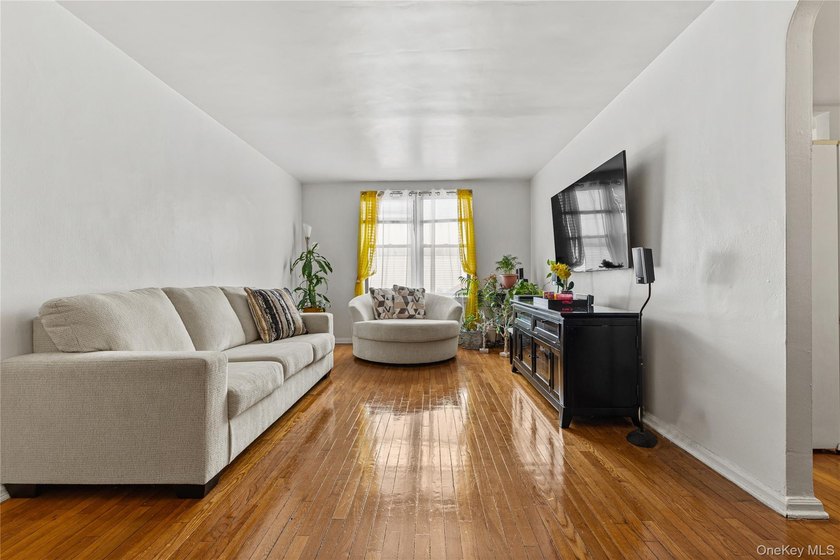You found it! A real two-bedroom, one bath co-op with a MODERN - photo 6