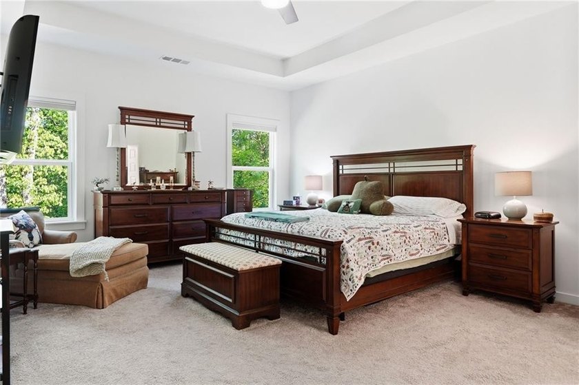 New competitive price reflects incredible value. Seller is - photo 28