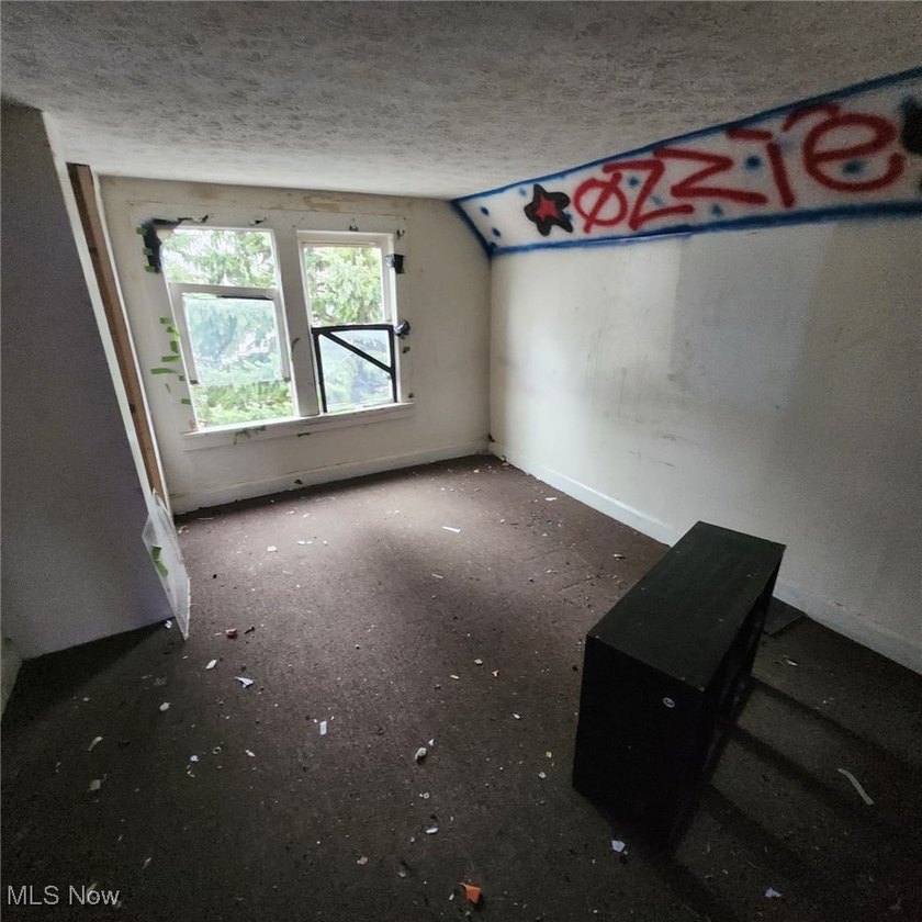 Opportunity awaits with this duplex featuring an upper unit that - photo 10