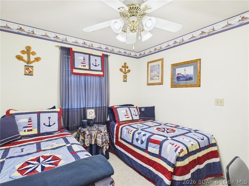 Finding a lakefront property with both great water access and - photo 18