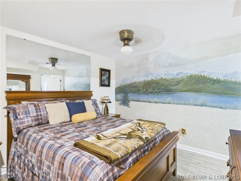 Finding a lakefront property with both great water access and - photo 35