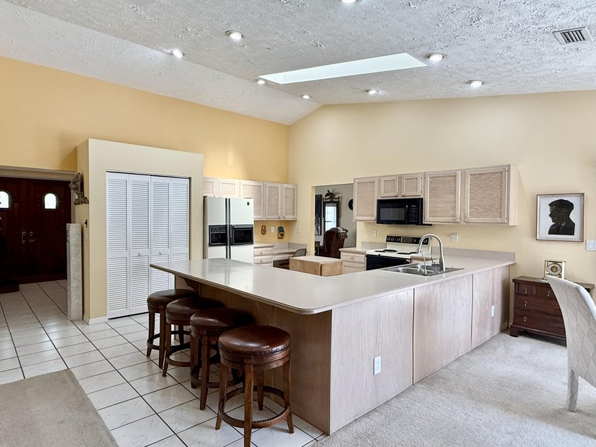 Original owner/builder of this superbly built home on 6.79 high - photo 26