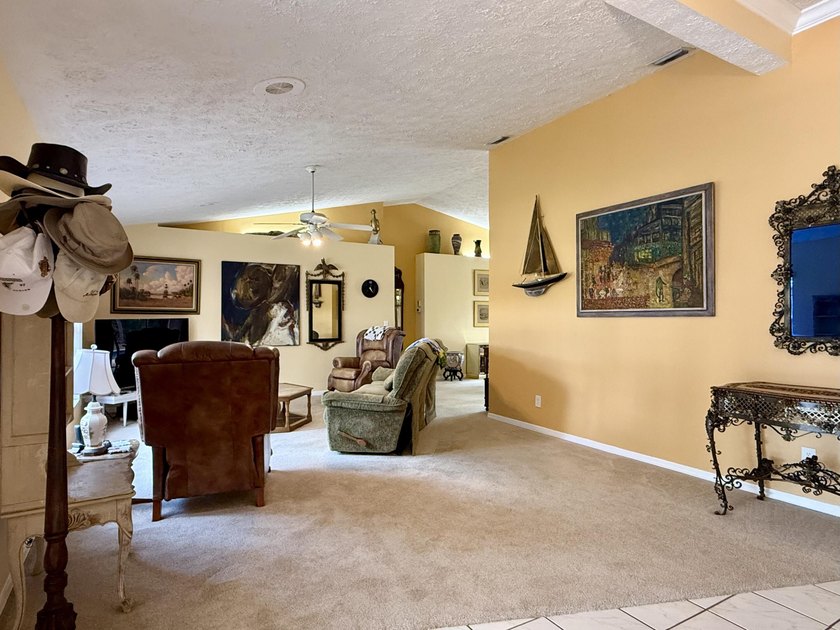 Original owner/builder of this superbly built home on 6.79 high - photo 31
