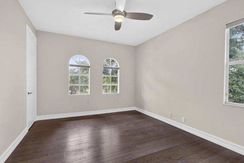Located on a private cul-de-sac lakefront lot in the exclusive - photo 32