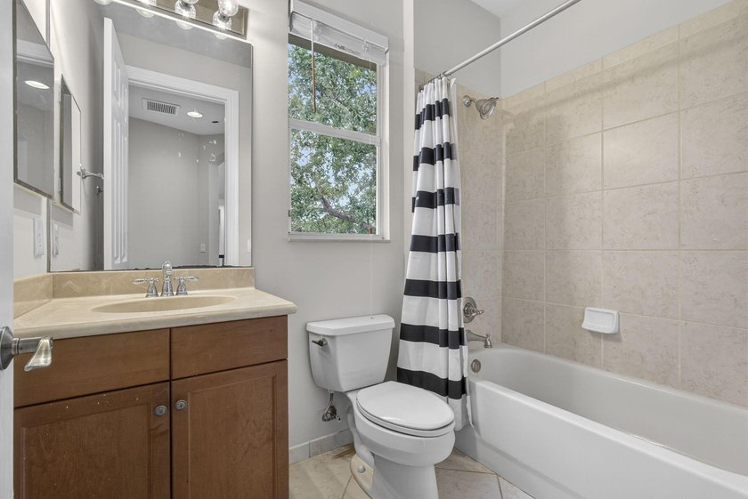 Located on a private cul-de-sac lakefront lot in the exclusive - photo 34