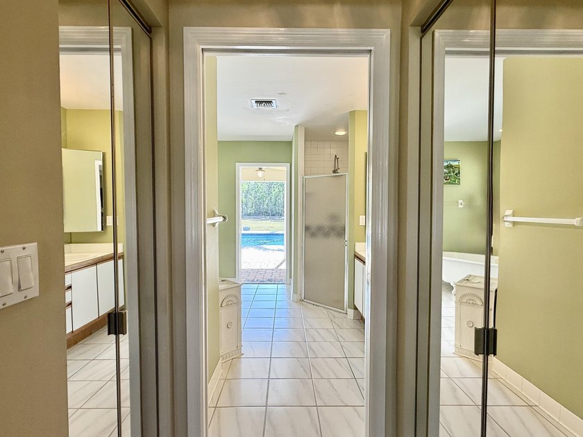 Original owner/builder of this superbly built home on 6.79 high - photo 45