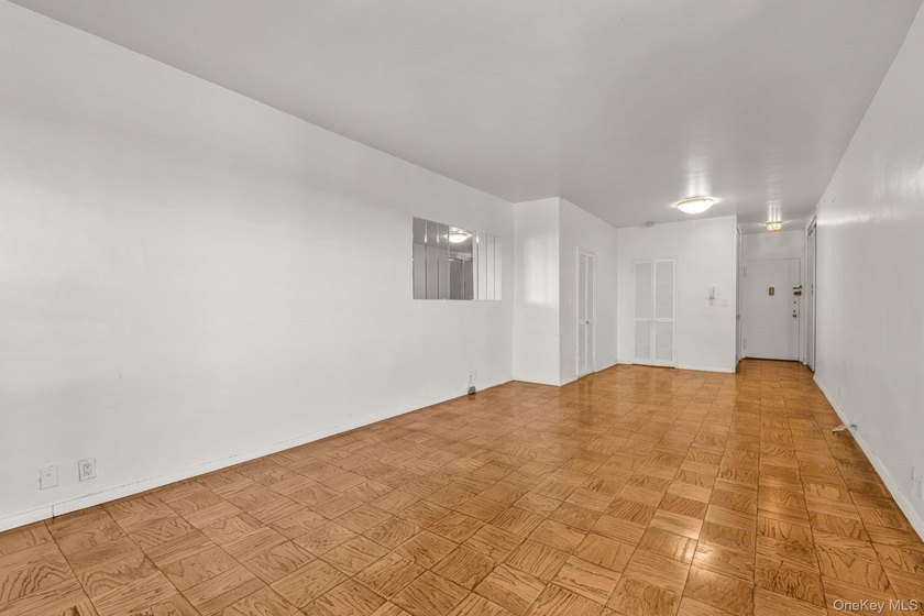 Welcome to 18K at Gerard Towers in the heart of Forest Hills - photo 7