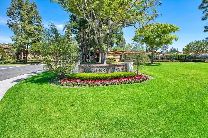 Welcome to 186 Gallery Way, a Turnkey Home Located in the Highly - photo 18