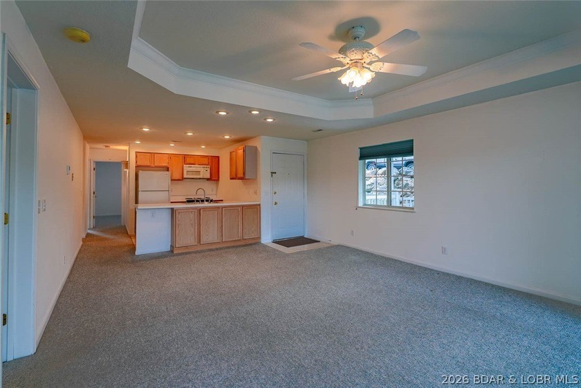 Well cared for Unit- that offers easy access to the unit w/it - photo 4