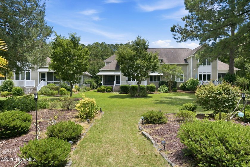 Welcome to 2113 Hidden Harbor Drive, a stunning waterfront - photo 6