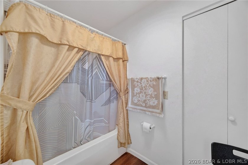 I bet you're looking for an investment opportunity or a home to - photo 20