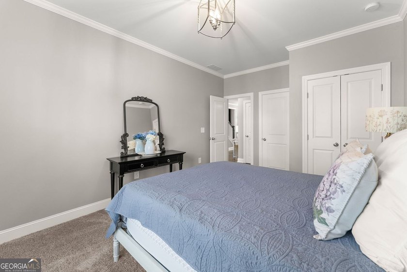 Recently improved price and offering up to $7,500 in lender - photo 31