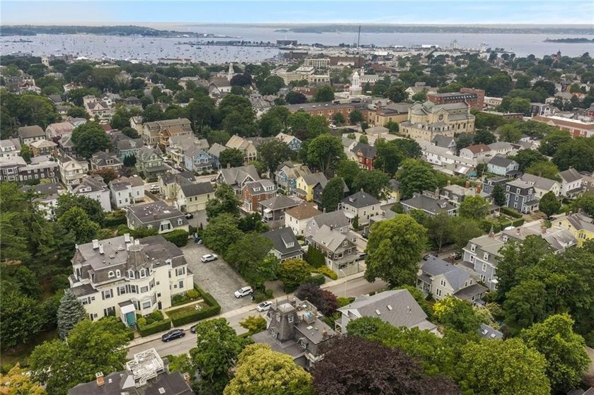 The George M. Hazard House is a substantial three-story - photo 36