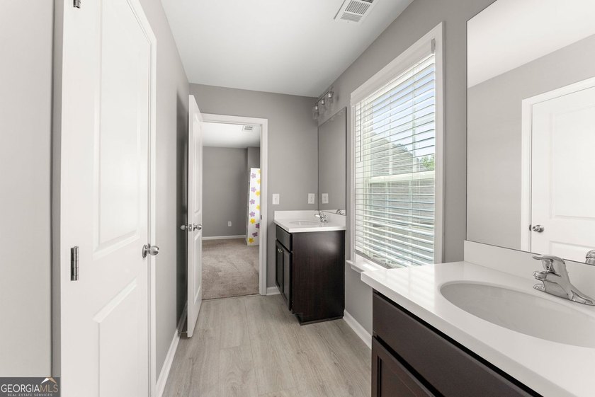 Recently improved price and offering up to $7,500 in lender - photo 37