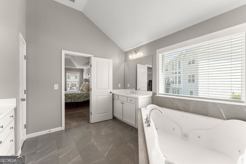 Recently improved price and offering up to $7,500 in lender - photo 50