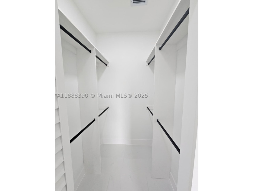New Construction Home truly a must see ! Seller will contribute - photo 12