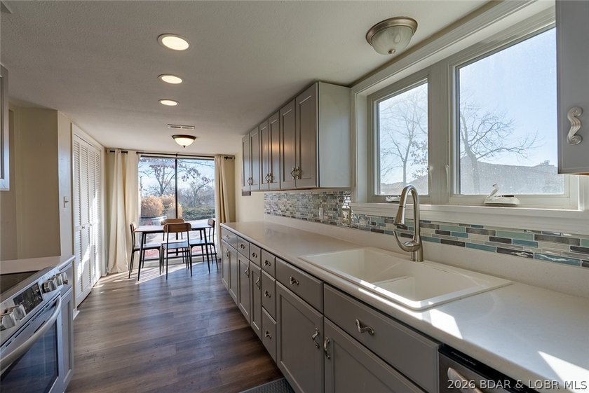 Updated 2 bedroom, 2 bath condo in the heart of Lake Ozark - photo 9
