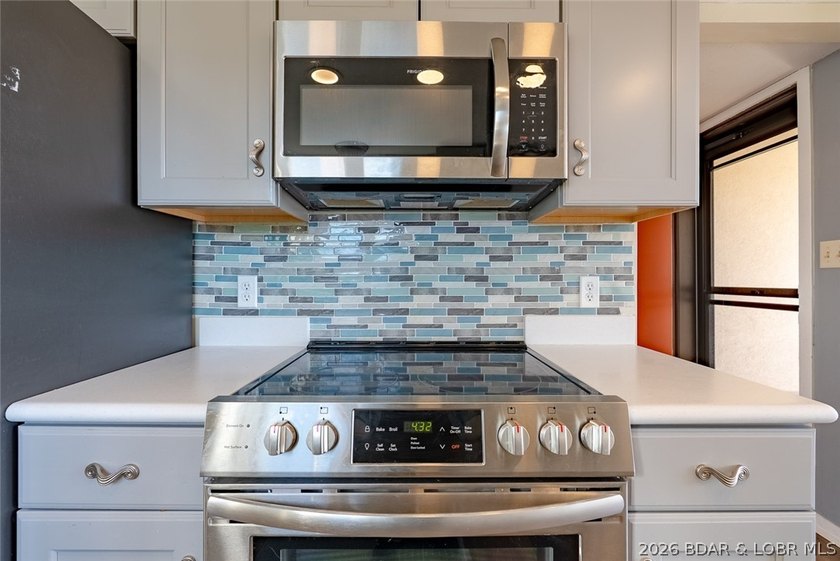 Updated 2 bedroom, 2 bath condo in the heart of Lake Ozark - photo 10