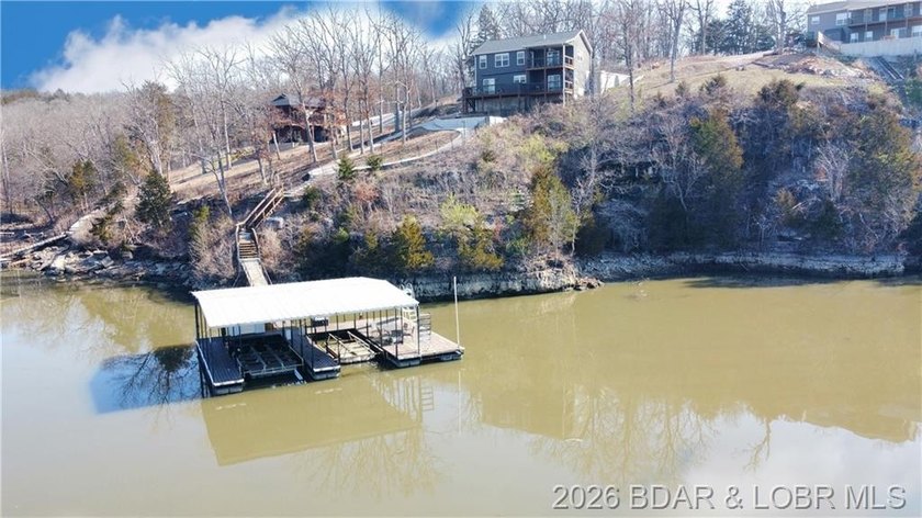 This 3-bedroom, 2.5-bath lakefront home offers over 2,000 square - photo 8