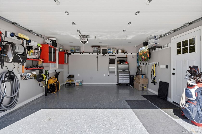 I am excited to share the details of a truly immaculate, move-in - photo 18
