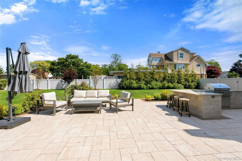 I am excited to share the details of a truly immaculate, move-in - photo 20