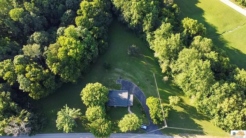 Welcome to 3088 Finney Road, Glasgow, KY-a beautiful ranch-style - photo 26