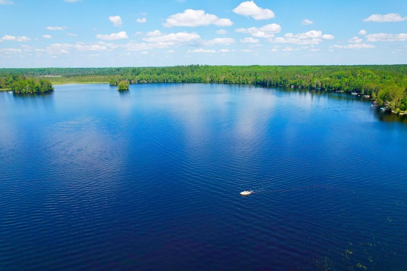 STUNNING FOUR MILE LAKE CHALET! Experience the best of - photo 28