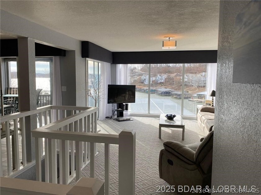 Awesome 3 bedroom 3 bath condo unit with the perfect much - photo 5