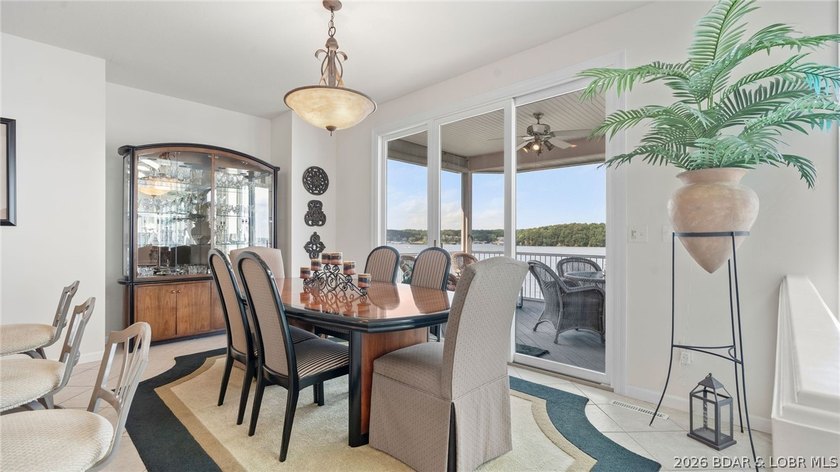 Luxury living with breathtaking views at the 20 MM of the Lake - photo 21