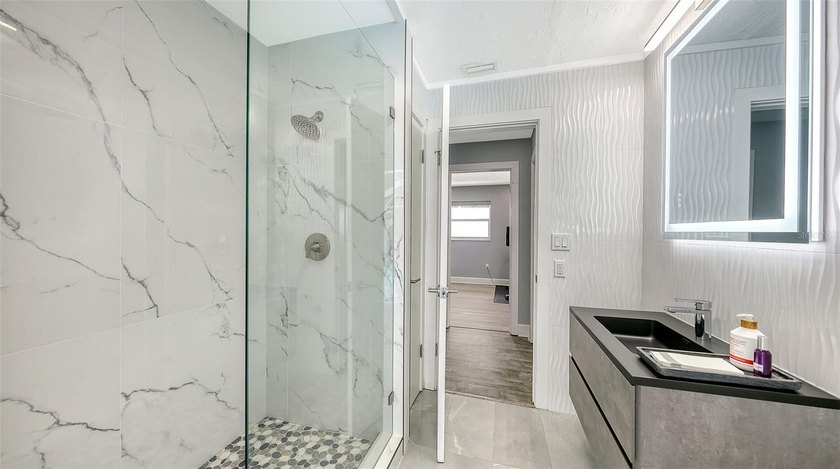 Welcome to 2828 Suncrest Dr, a beautifully updated South Gate - photo 22