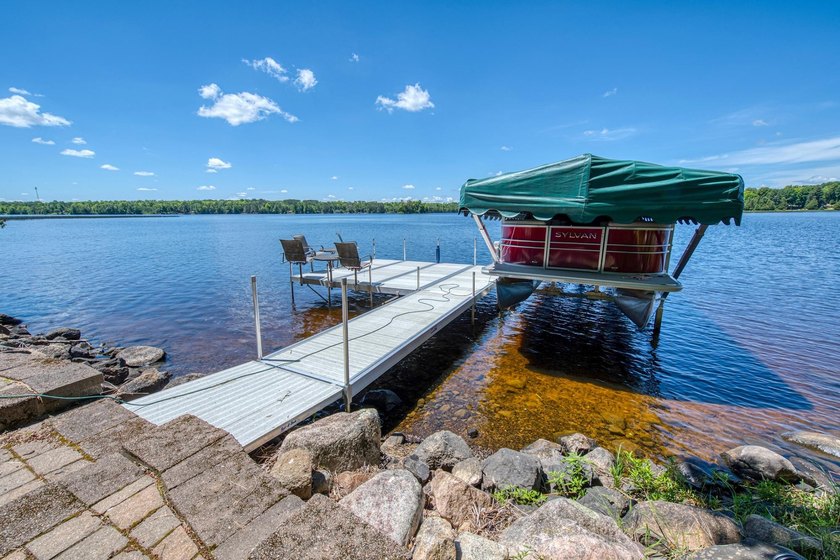 Welcome to Pine Lake, where every evening ends with a front-row - photo 34