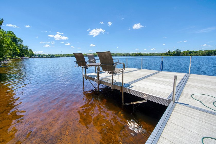 Welcome to Pine Lake, where every evening ends with a front-row - photo 35