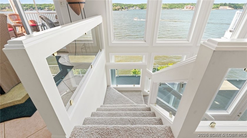 Luxury living with breathtaking views at the 20 MM of the Lake - photo 43