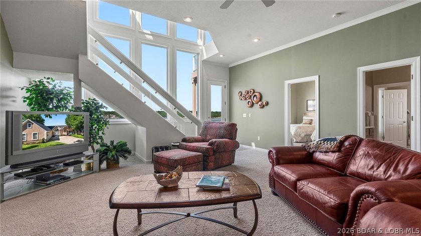 Luxury living with breathtaking views at the 20 MM of the Lake - photo 44