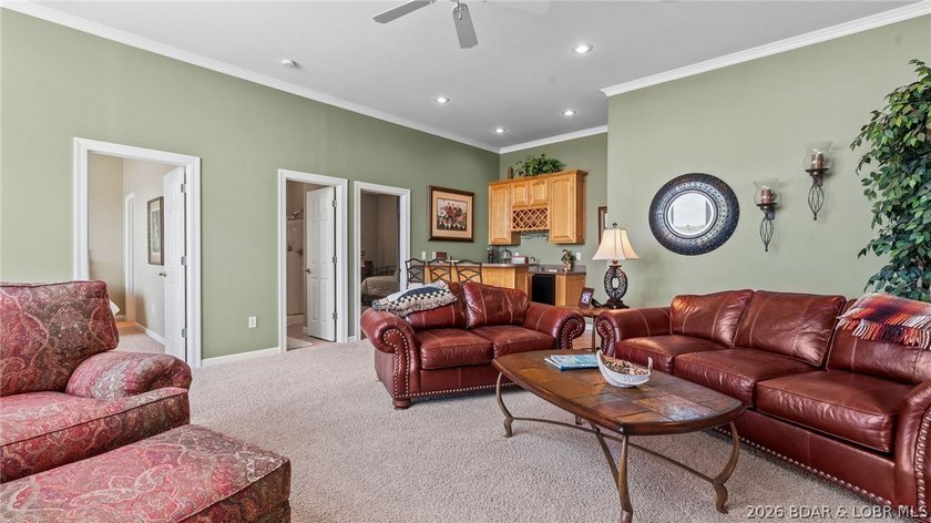 Luxury living with breathtaking views at the 20 MM of the Lake - photo 48