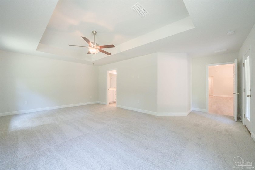 This new construction 1900 sq ft 3 bed 2 is conveniently located - photo 7