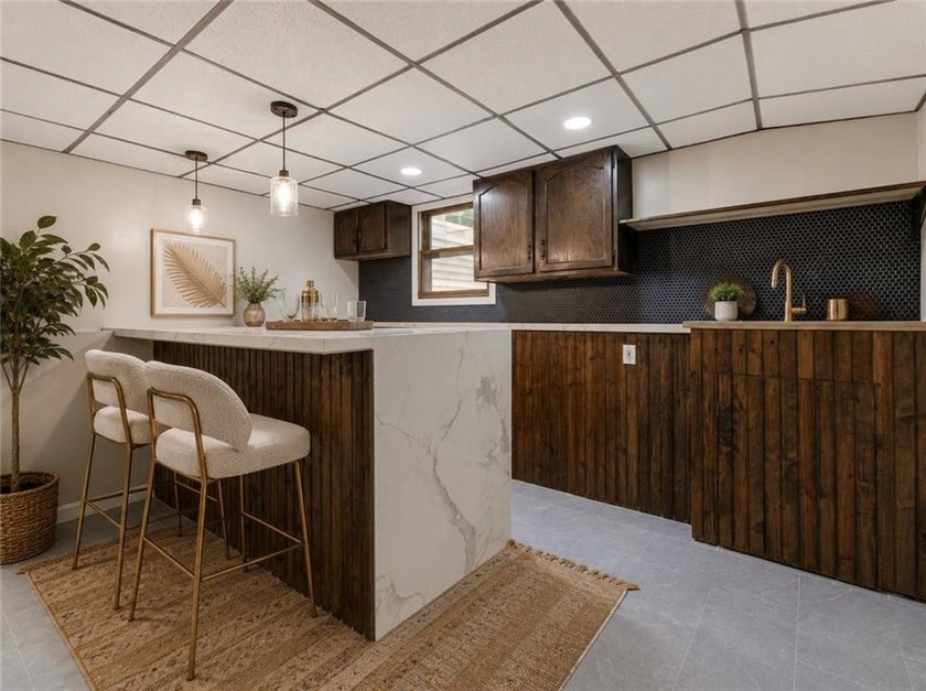 Stunning single-family home located in the desirable Oakland - photo 12
