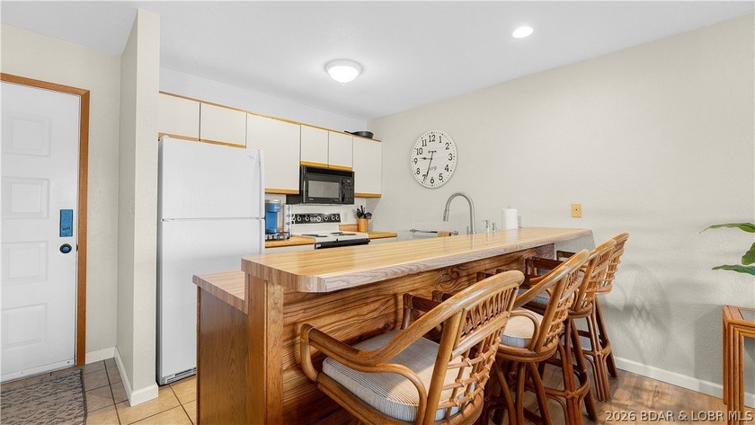 Discover the perfect waterfront retreat in the heart of Osage - photo 5