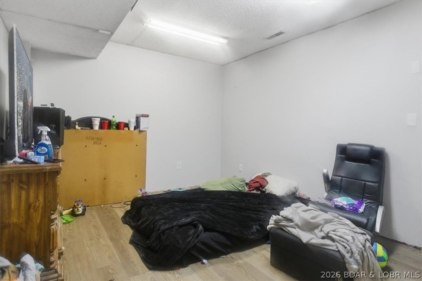 Rare opportunity to acquire a fully occupied mixed-use - photo 20