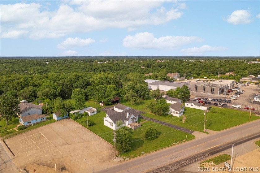 Prime Commercial Property in Camdenton! This versatile property - photo 6