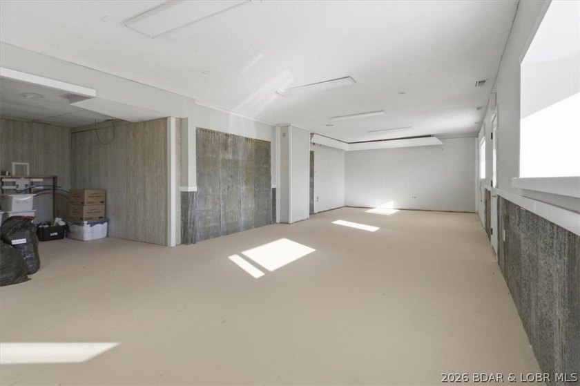 Rare opportunity to acquire a fully occupied mixed-use - photo 32