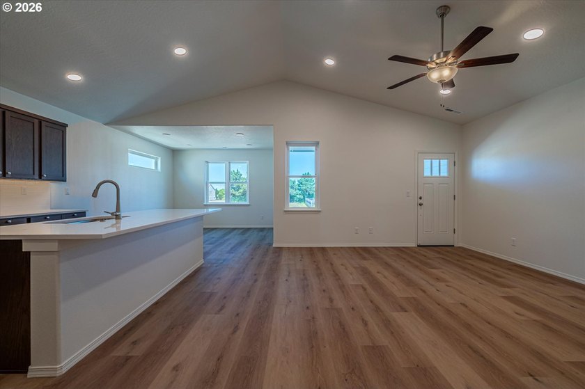Motivated seller. Brand new 3 bedroom, 2 bathroom home offering - photo 9