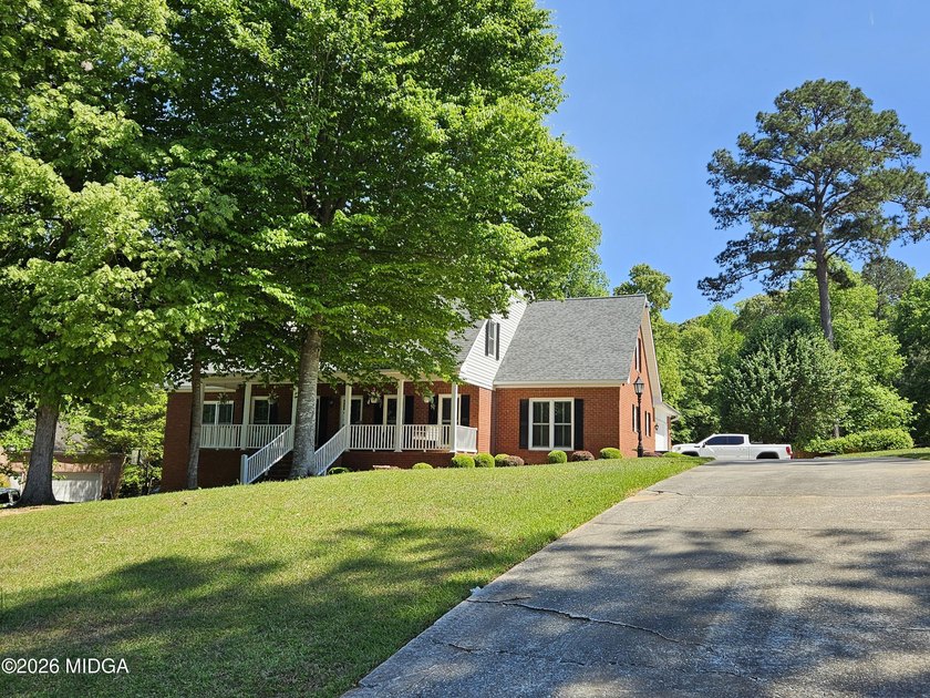 BACK ON THE MARKET DUE TO NO FAULT OF THE SELLER. Ready to spend - photo 7