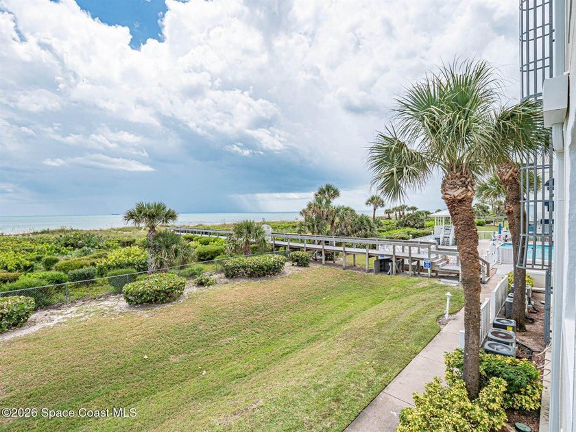 Ocean front complex, gated Royal Mansions! This 2nd floor - photo 7