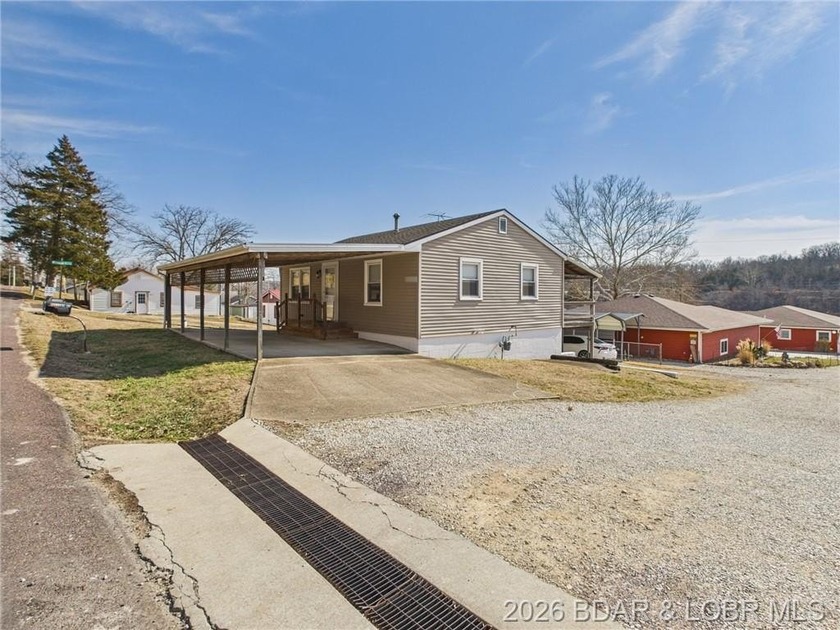 2-bedroom, 1.5 bath home situated on a level 0.13-acre lot with - photo 3