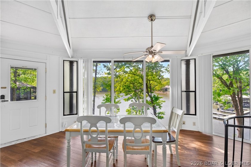 Enjoy treehouse-style living with true lakefront views and all - photo 26
