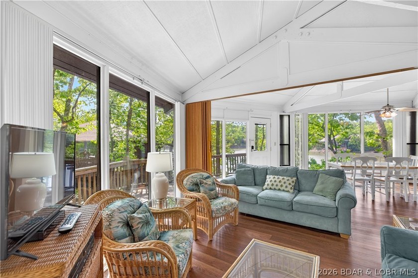 Enjoy treehouse-style living with true lakefront views and all - photo 40