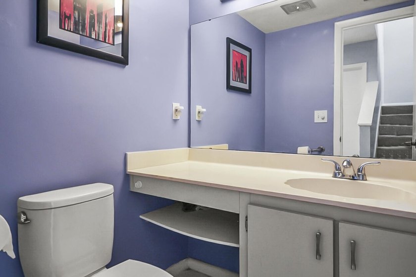 Best kept secret in Palm City, Lovely 3 bedroom townhome, two - photo 11