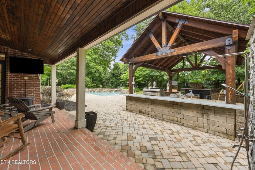 This House Speaks For Itself! Welcome to 1304 Selby Lane - photo 24